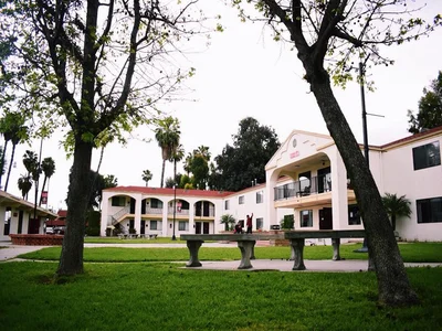 LABI College