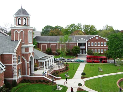 Lee University