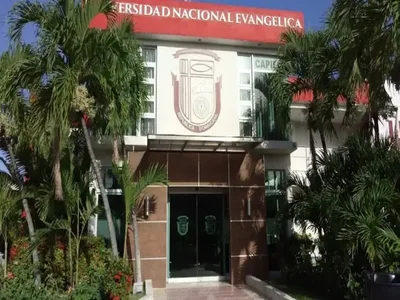 Universidad Nacional Evangelica