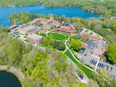 University of Northwestern - St. Paul